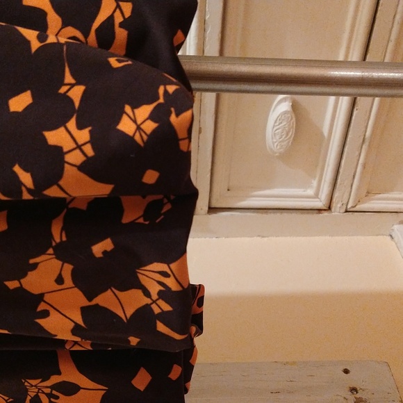 Apt 9 stretch brown and orange stretch dress Sz S - Picture 6 of 9